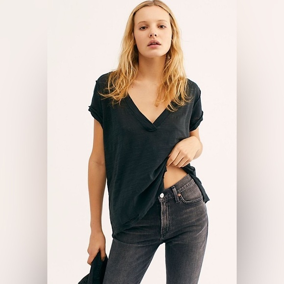Free People We The Free Sundance Tee Top Black Slouchy V Neck Distressed Size XS - Picture 1 of 13